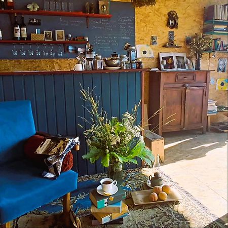 Nadiani Hostel Omalo Εξωτερικό φωτογραφία
